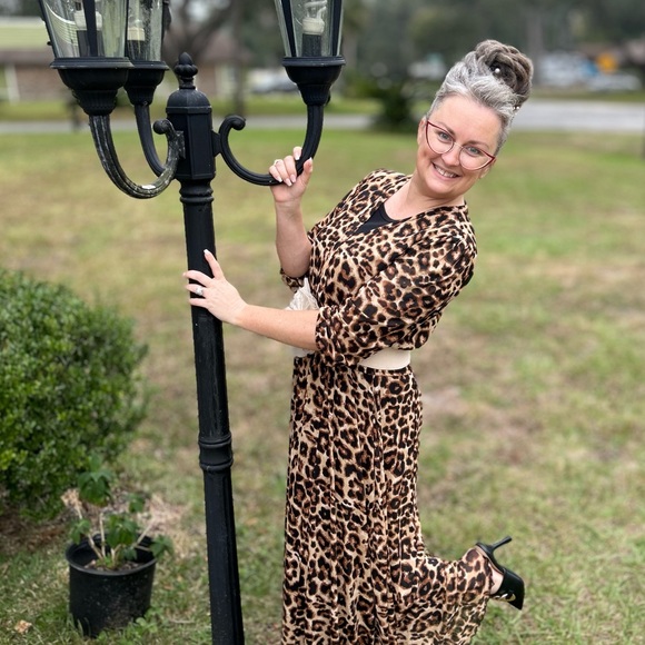 Meet your Posher, Alisha - Picture 5 of 7